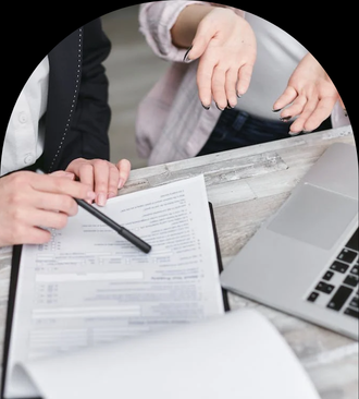 Fractional CX Strategist working with a growing Canadian business