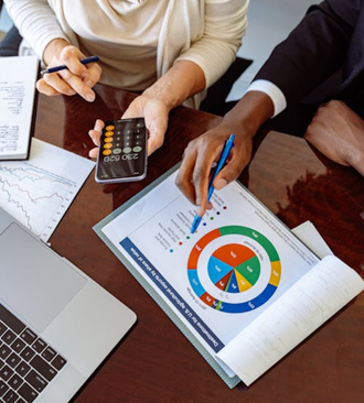 Customer experience strategy consultant working with a growing Canadian business